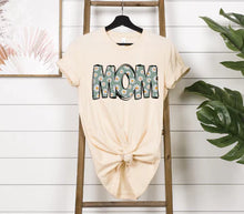 Load image into Gallery viewer, Daisy Name Tee