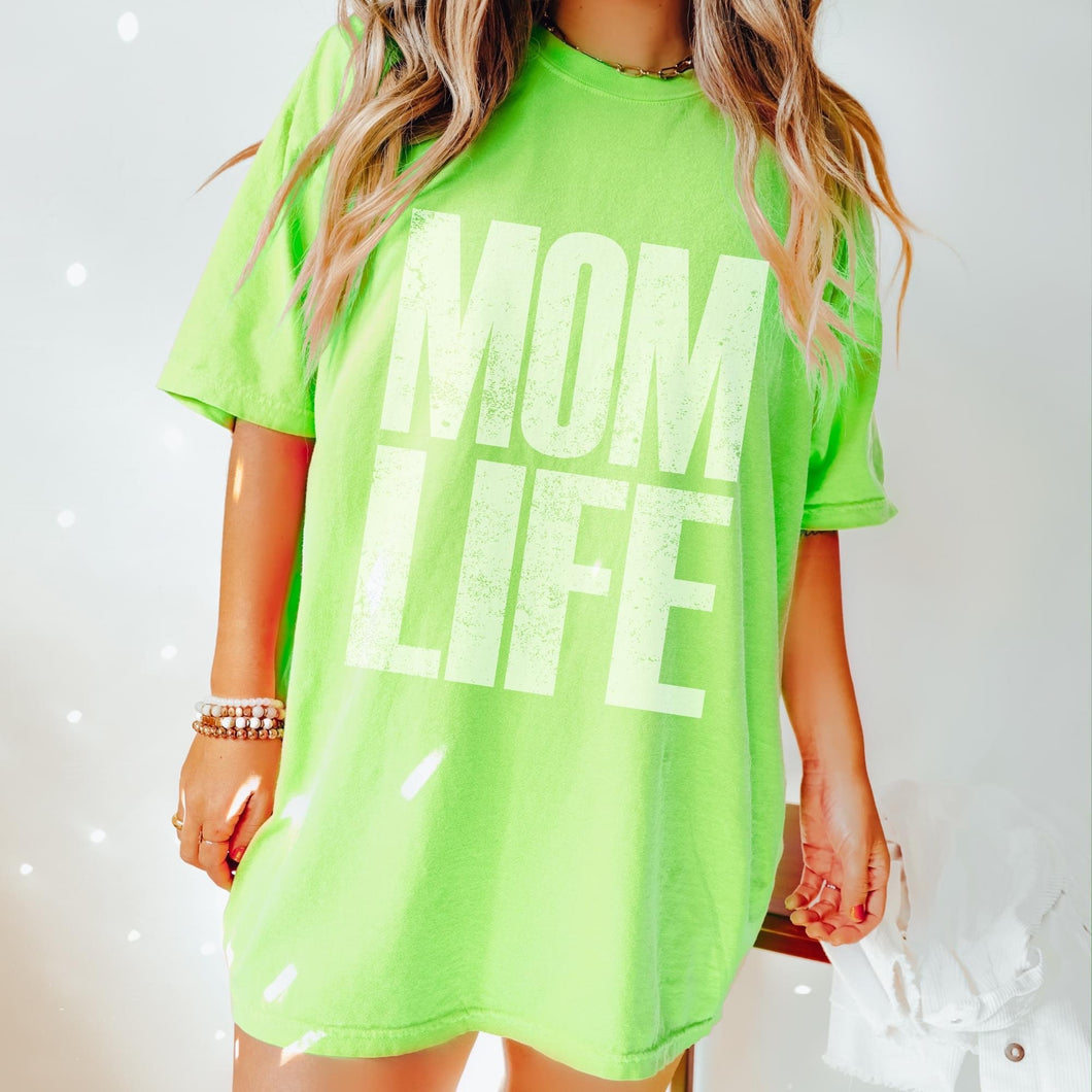 Mom Life Tee